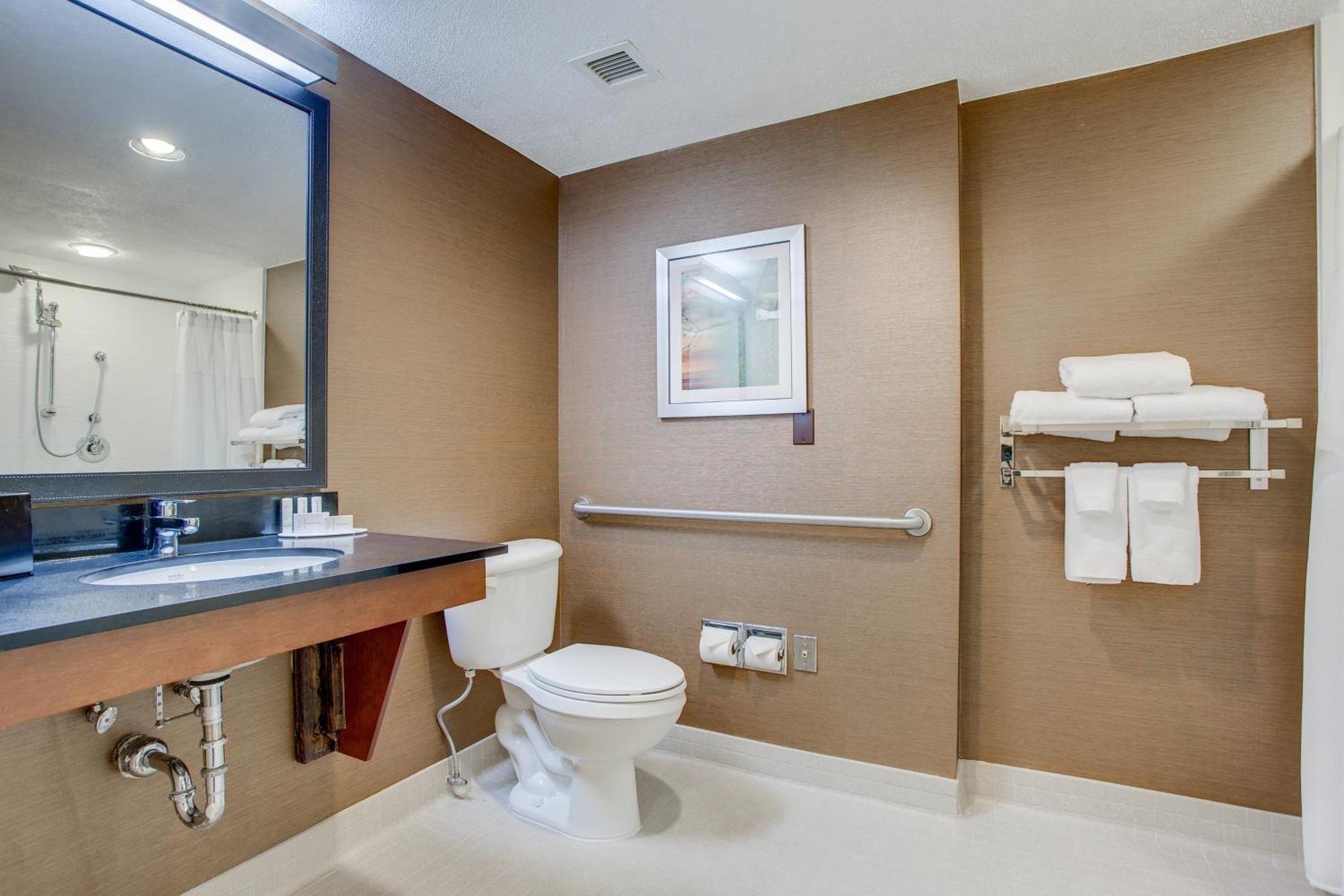 Fairfield Inn By Marriott Burlington Williston Esterno foto