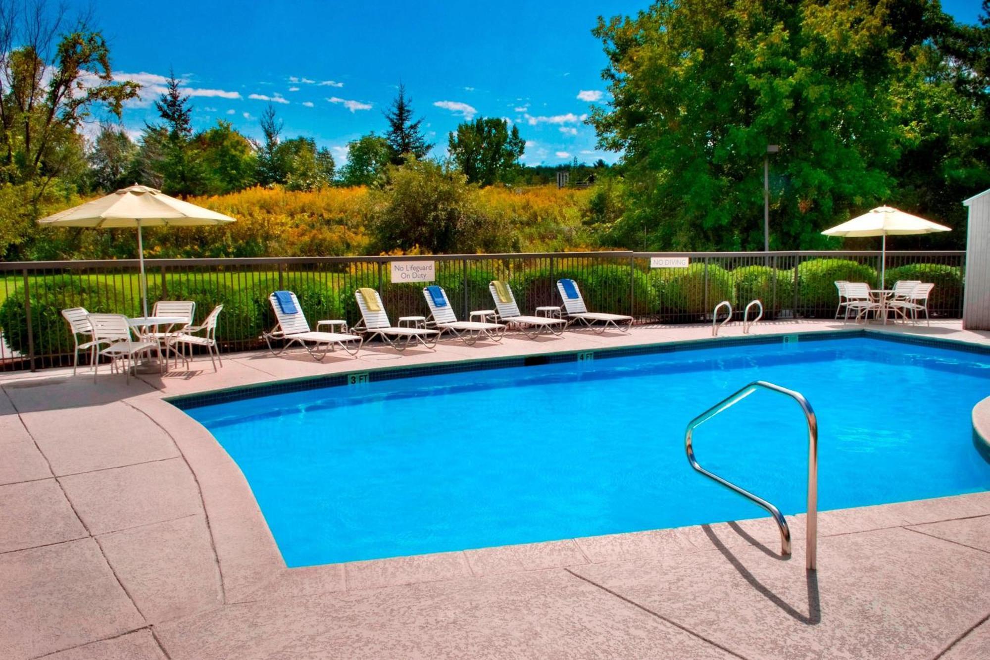 Fairfield Inn By Marriott Burlington Williston Esterno foto