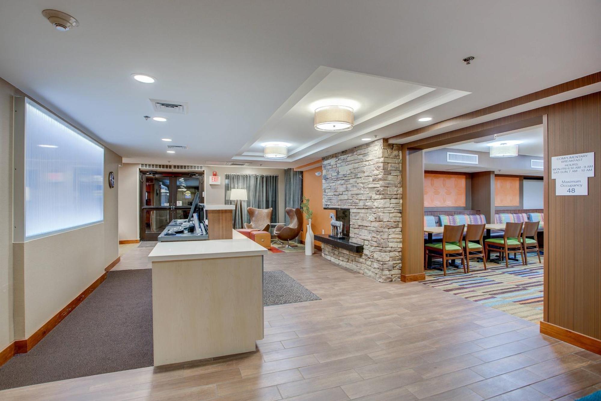 Fairfield Inn By Marriott Burlington Williston Esterno foto