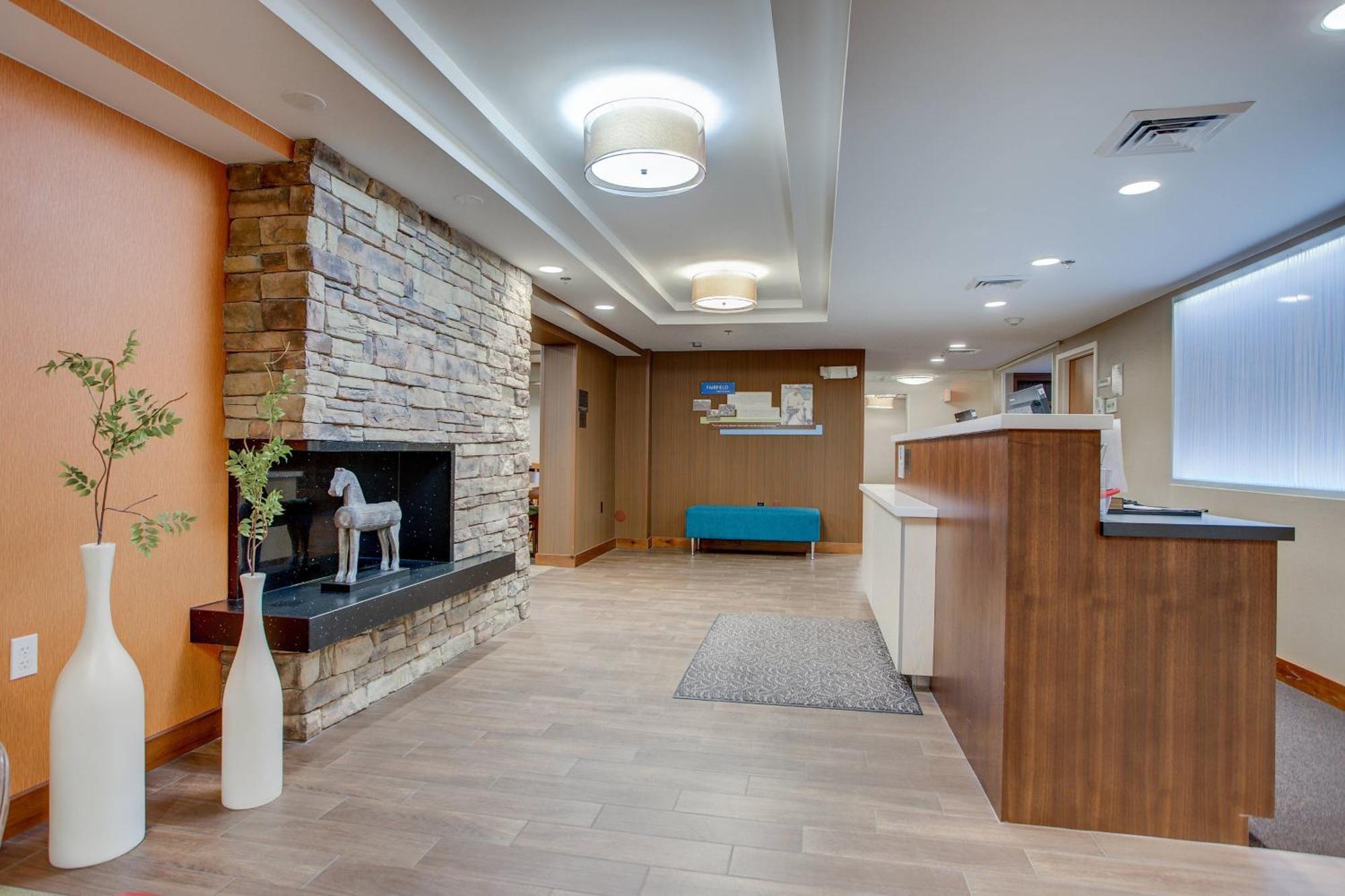 Fairfield Inn By Marriott Burlington Williston Esterno foto